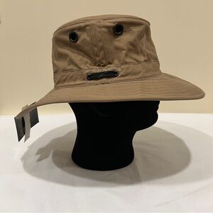 TILLEY LWC55 OUTBACK HAT - SIZE 7 3/8- NWT - UNISEX - TAN - MADE IN CANADA 🇨🇦